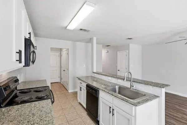 $2,050 | 2320 Bloomfield Drive, Arlington, TX 76012