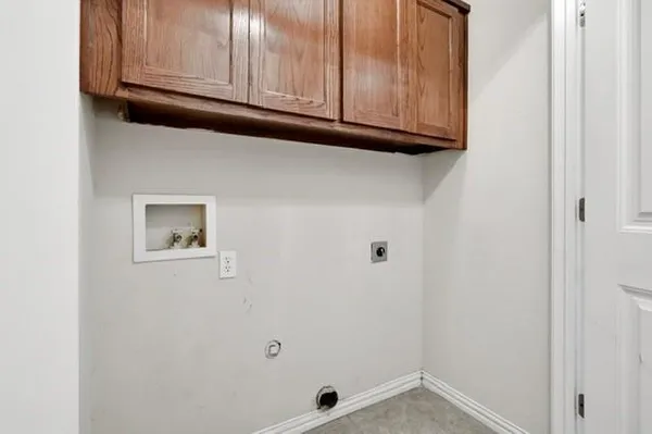 $2,050 | 2320 Bloomfield Drive, Arlington, TX 76012