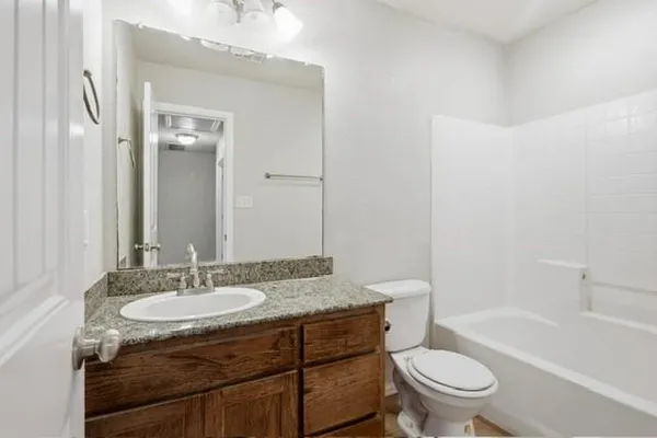 $2,050 | 2320 Bloomfield Drive, Arlington, TX 76012