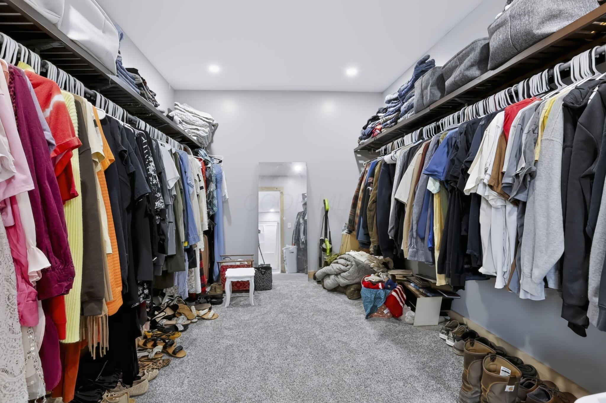 2403 Hickman Road Northeast Newark, OH 43055 - Photo 23 of 62 Walk-in Closet