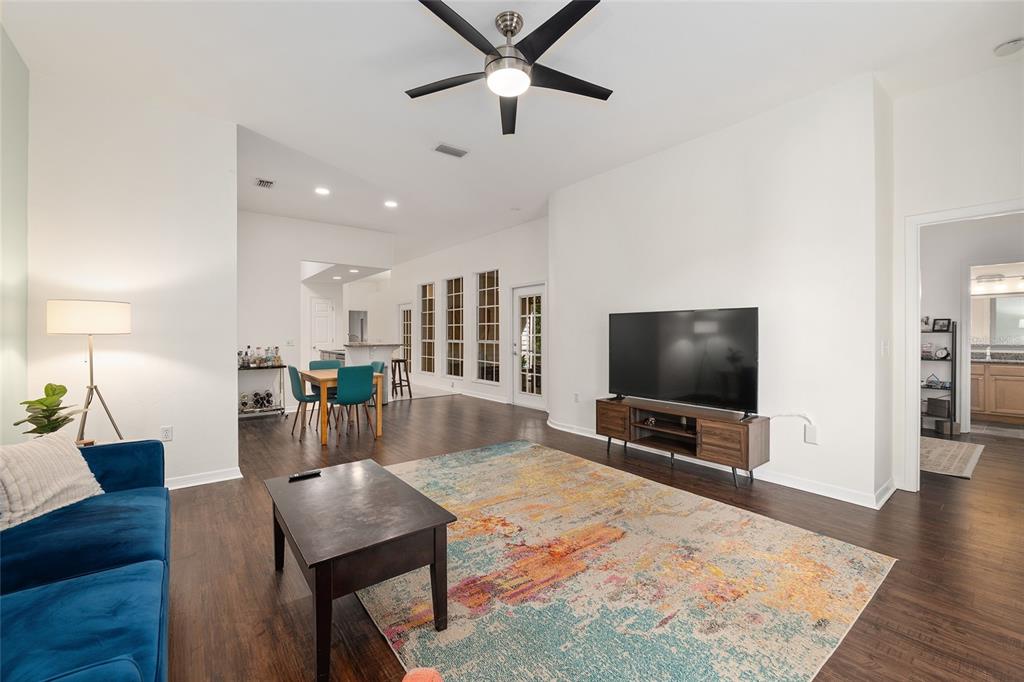 129 Northwest 48th Boulevard, Unit 6 Gainesville, FL 32607 - Photo 12 of 33