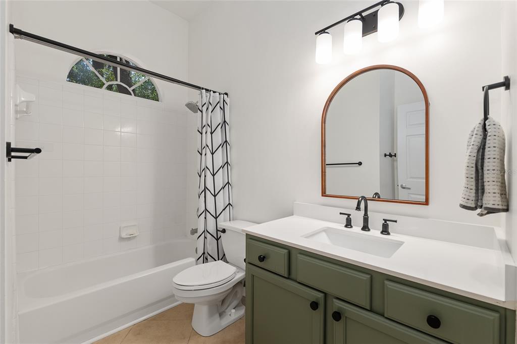 129 Northwest 48th Boulevard, Unit 6 Gainesville, FL 32607 - Photo 19 of 33