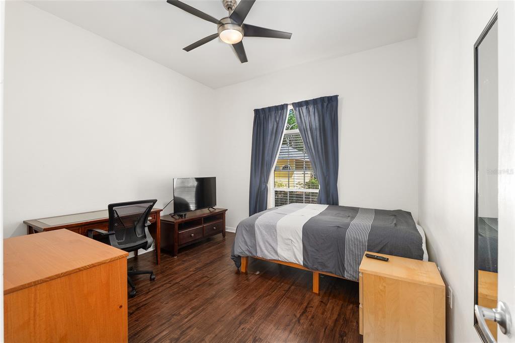 129 Northwest 48th Boulevard, Unit 6 Gainesville, FL 32607 - Photo 20 of 33
