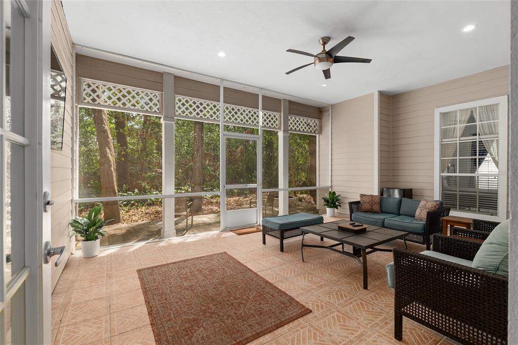 129 Northwest 48th Boulevard, Unit 6 Gainesville, FL 32607 - Photo 23 of 33