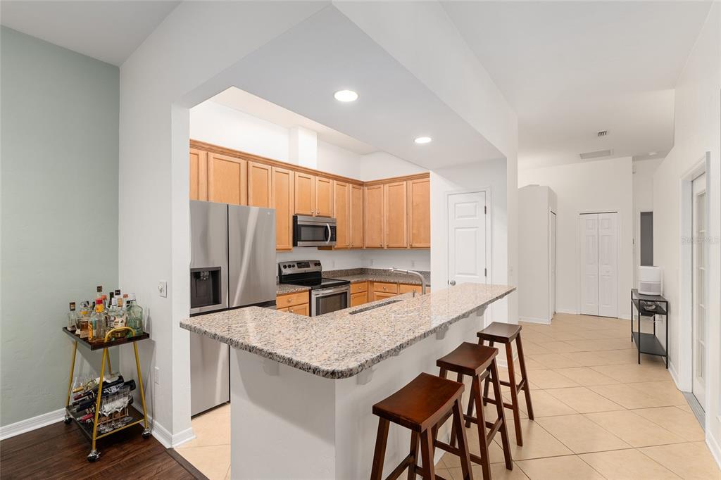 129 Northwest 48th Boulevard, Unit 6 Gainesville, FL 32607 - Photo 4 of 33