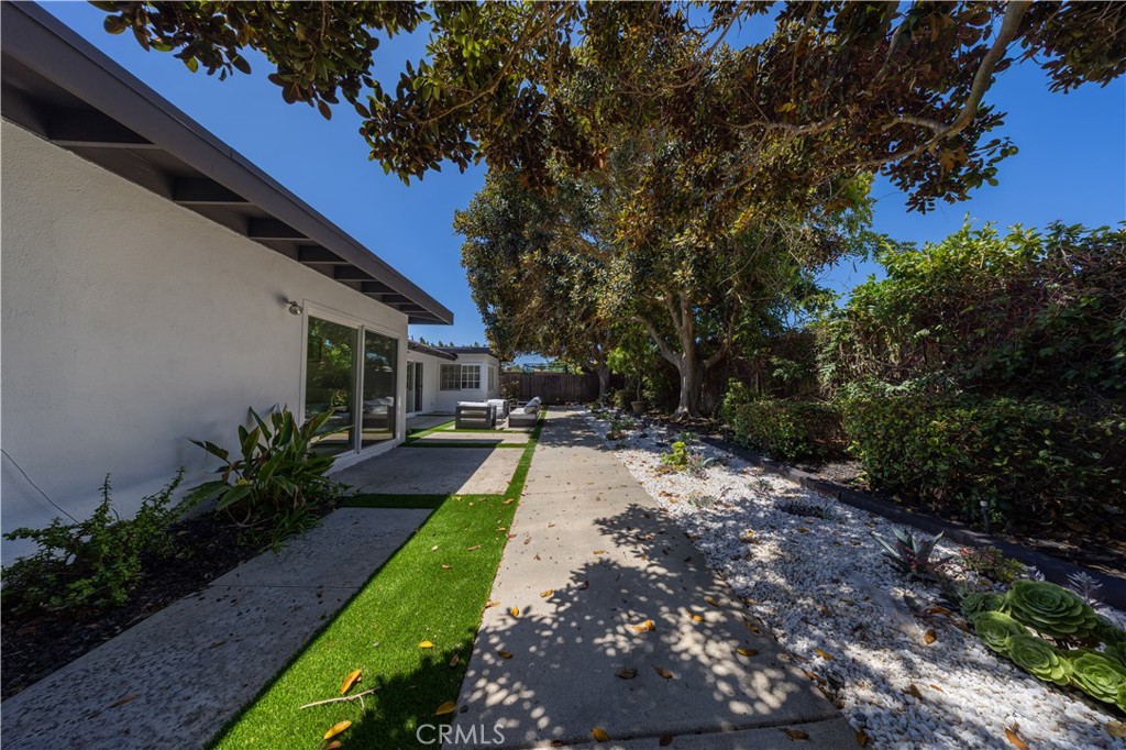 19421 Sierra Lago Road Irvine, CA 92603 - Photo 44 of 55