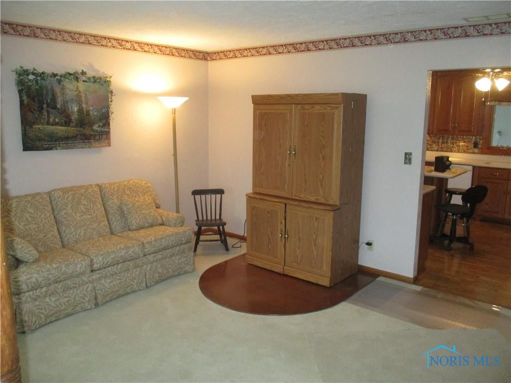 17310 Harris Road Defiance, OH 43512 - Photo 11 of 27 Gallery Image 11