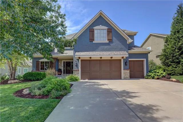 $819,950 | 16524 Lucille Street, Overland Park, KS 66221