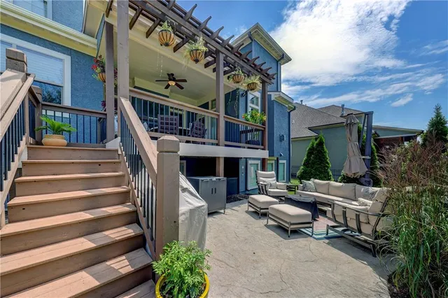 $819,950 | 16524 Lucille Street, Overland Park, KS 66221