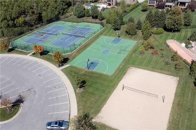 $819,950 | 16524 Lucille Street, Overland Park, KS 66221