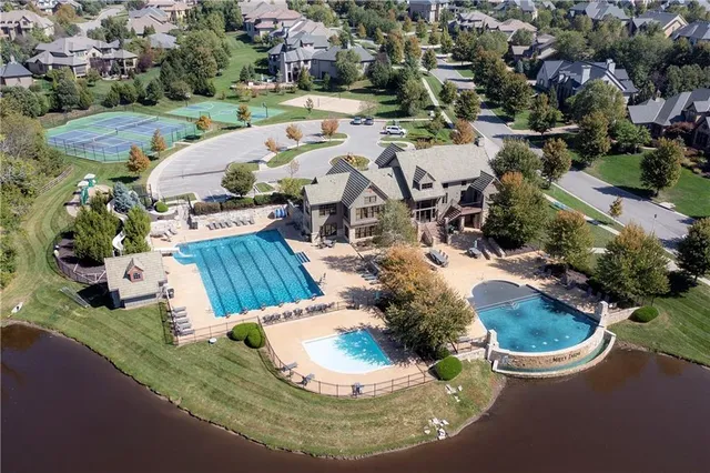 $819,950 | 16524 Lucille Street, Overland Park, KS 66221