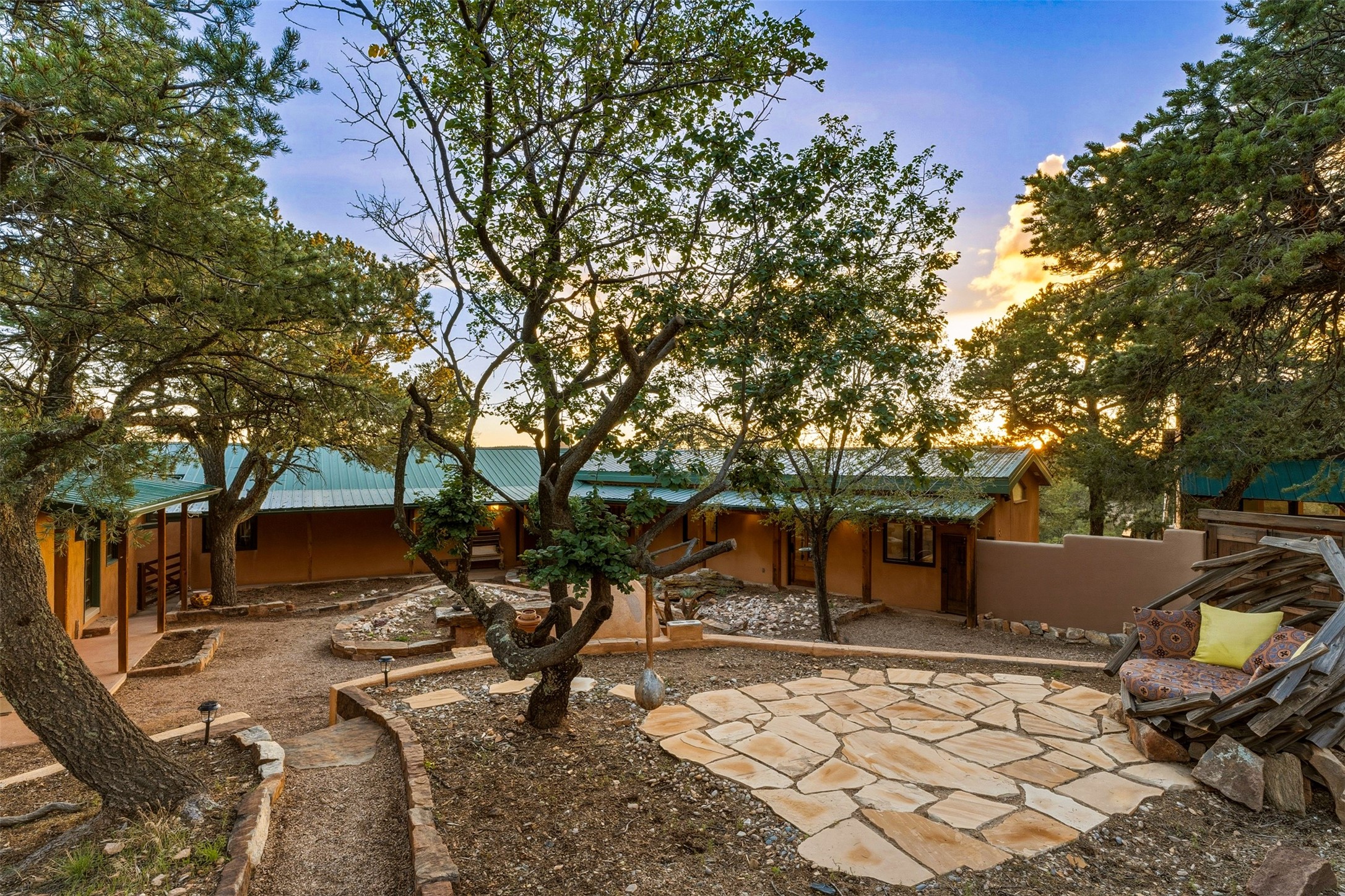 8 Price Ranch Road Santa Fe, NM 87505 - Photo 2 of 81 Gallery Image 2