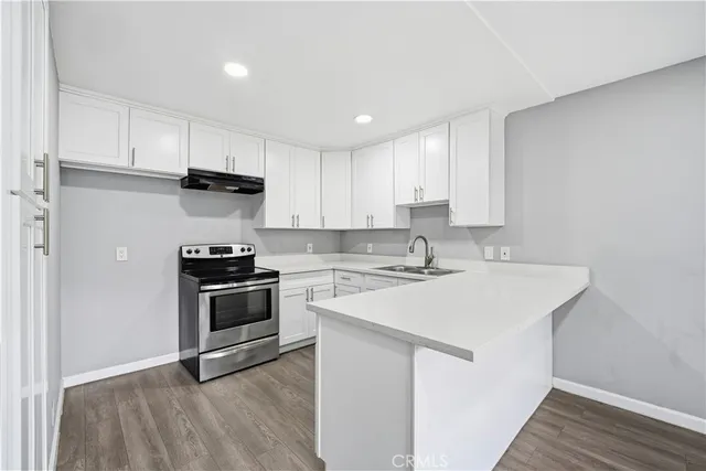 $350,000 | 6815 Remmet Avenue, Unit 215, Canoga Park, CA 91303