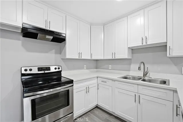 $350,000 | 6815 Remmet Avenue, Unit 215, Canoga Park, CA 91303