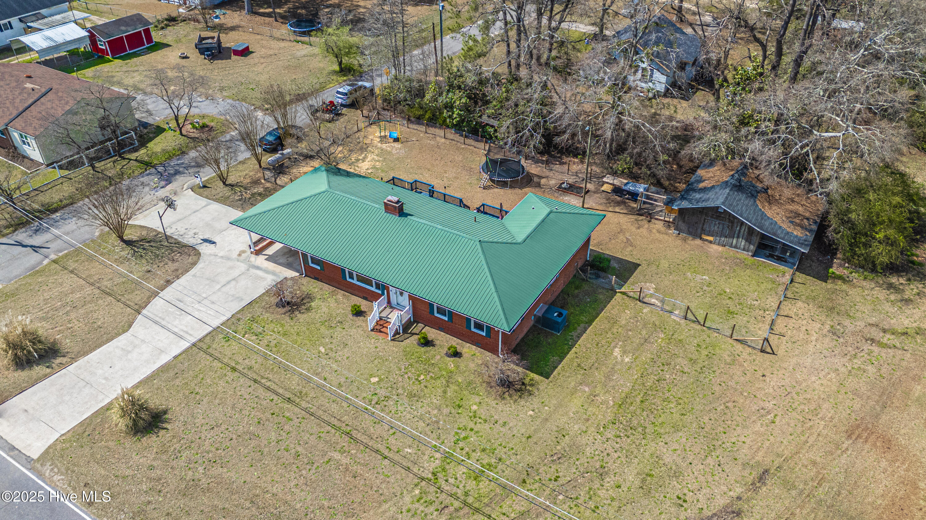 233 Northam Road Rockingham, NC 28379 - Photo 38 of 53 DJI_20250319124853_0006_D