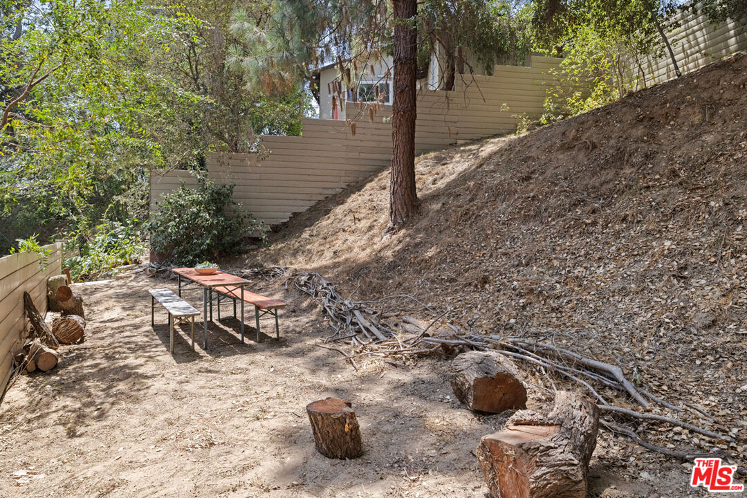 1730 La Loma Road Pasadena, CA 91105 - Photo 25 of 28