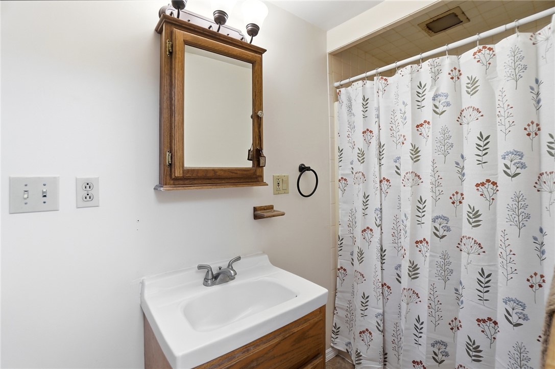 7612 Rothfield Drive Dayton, OH 45424 - Photo 29 of 38 Gallery Image 29