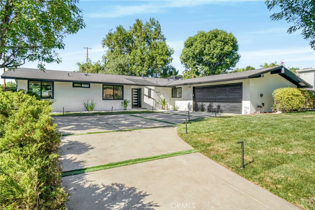 a view of a house with a patio