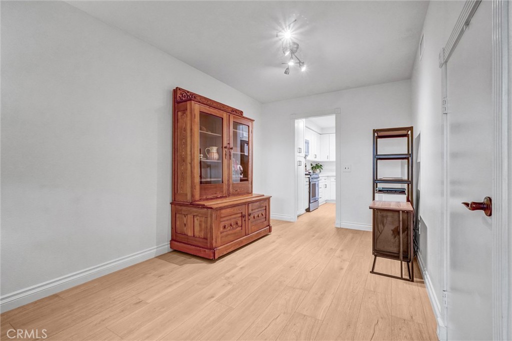 1514 Via Del Rio Corona, CA 92882 - Photo 8 of 41 an empty room with closet and mirror