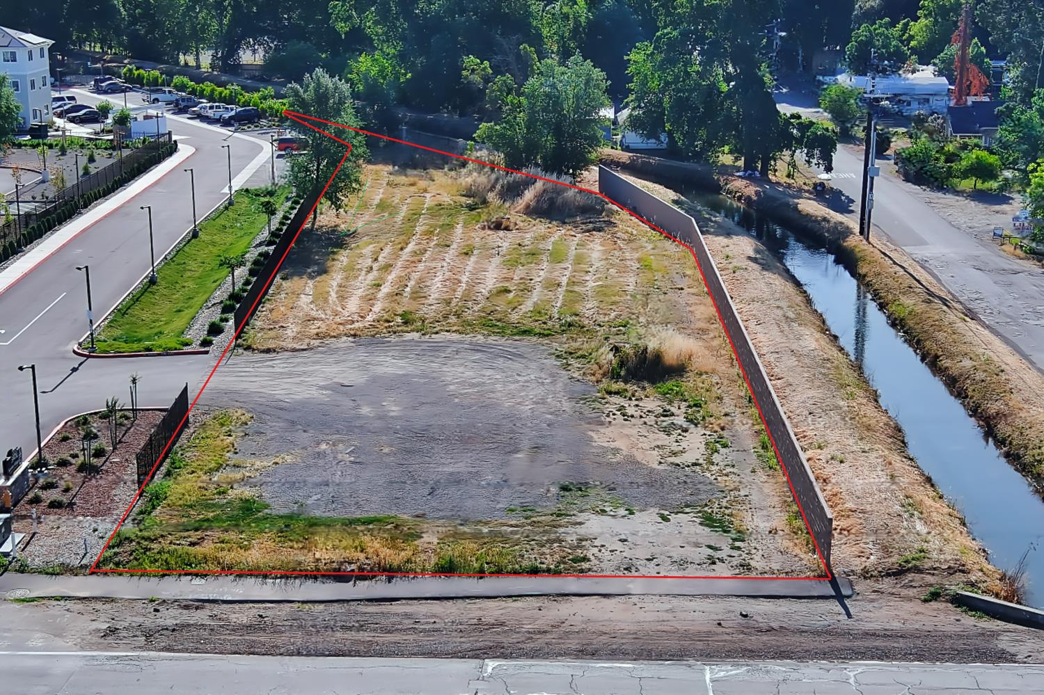 1458 Highway 99 Gridley, CA 95948 - Photo 3 of 4 a view of a yard with cars