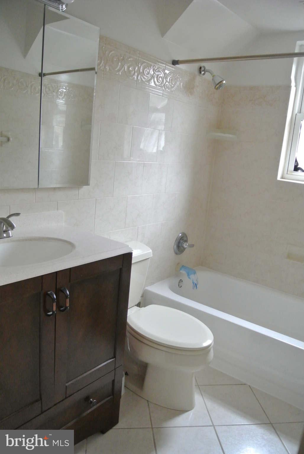 2608 Rittenhouse Street Northwest Washington, DC 20015 - Photo 8 of 11 Bath