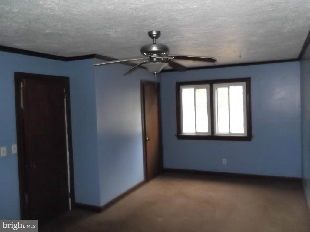 16215 Raccoon Ford Road Culpeper, VA 22701 - Photo 5 of 21 Interior (General)