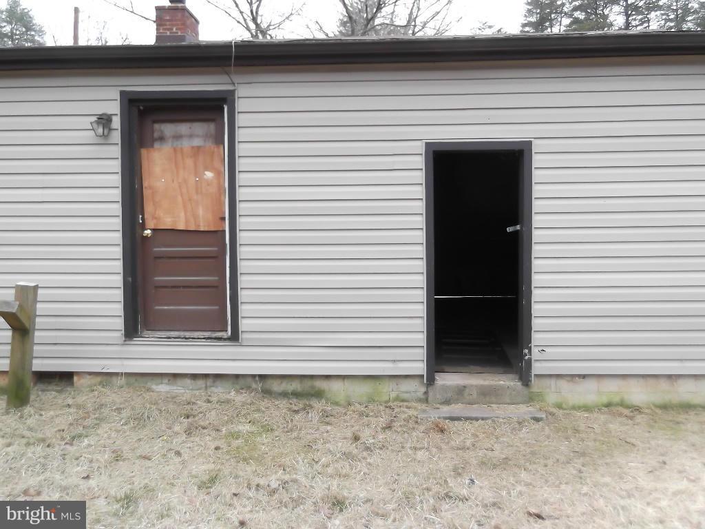 16215 Raccoon Ford Road Culpeper, VA 22701 - Photo 7 of 21 Exterior (Rear)