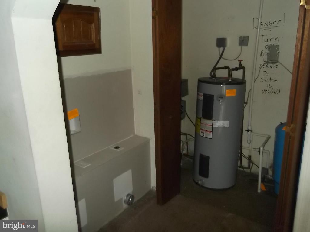 16215 Raccoon Ford Road Culpeper, VA 22701 - Photo 9 of 21 Interior (General)