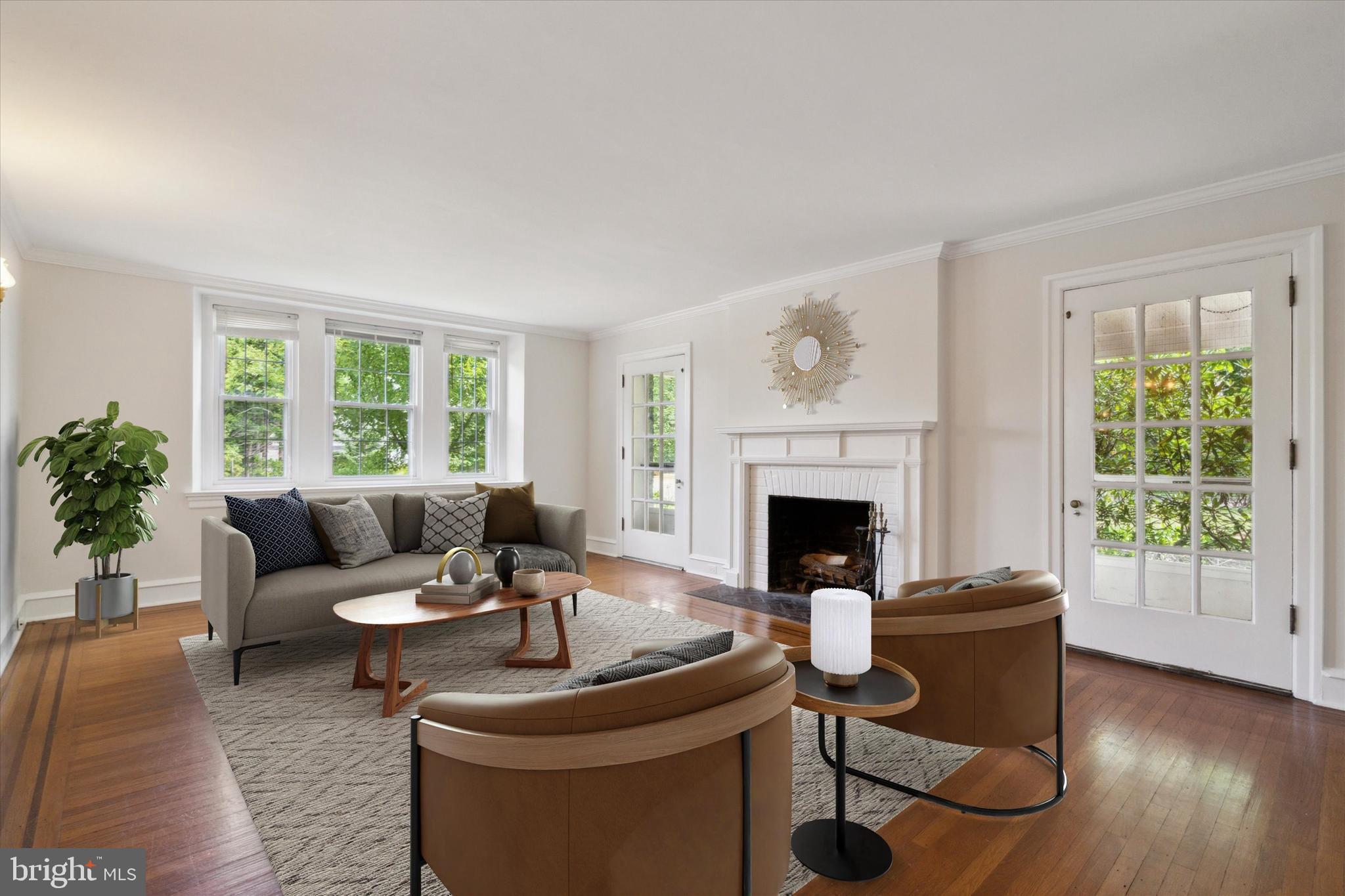 100 Vista Road Jenkintown, PA 19046 - Photo 4 of 24 Living Room Virtually Staged