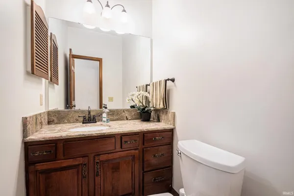 $765,000 | 15830 Ashville Lane, Granger, IN 46530