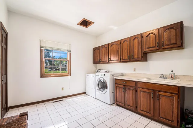 $765,000 | 15830 Ashville Lane, Granger, IN 46530