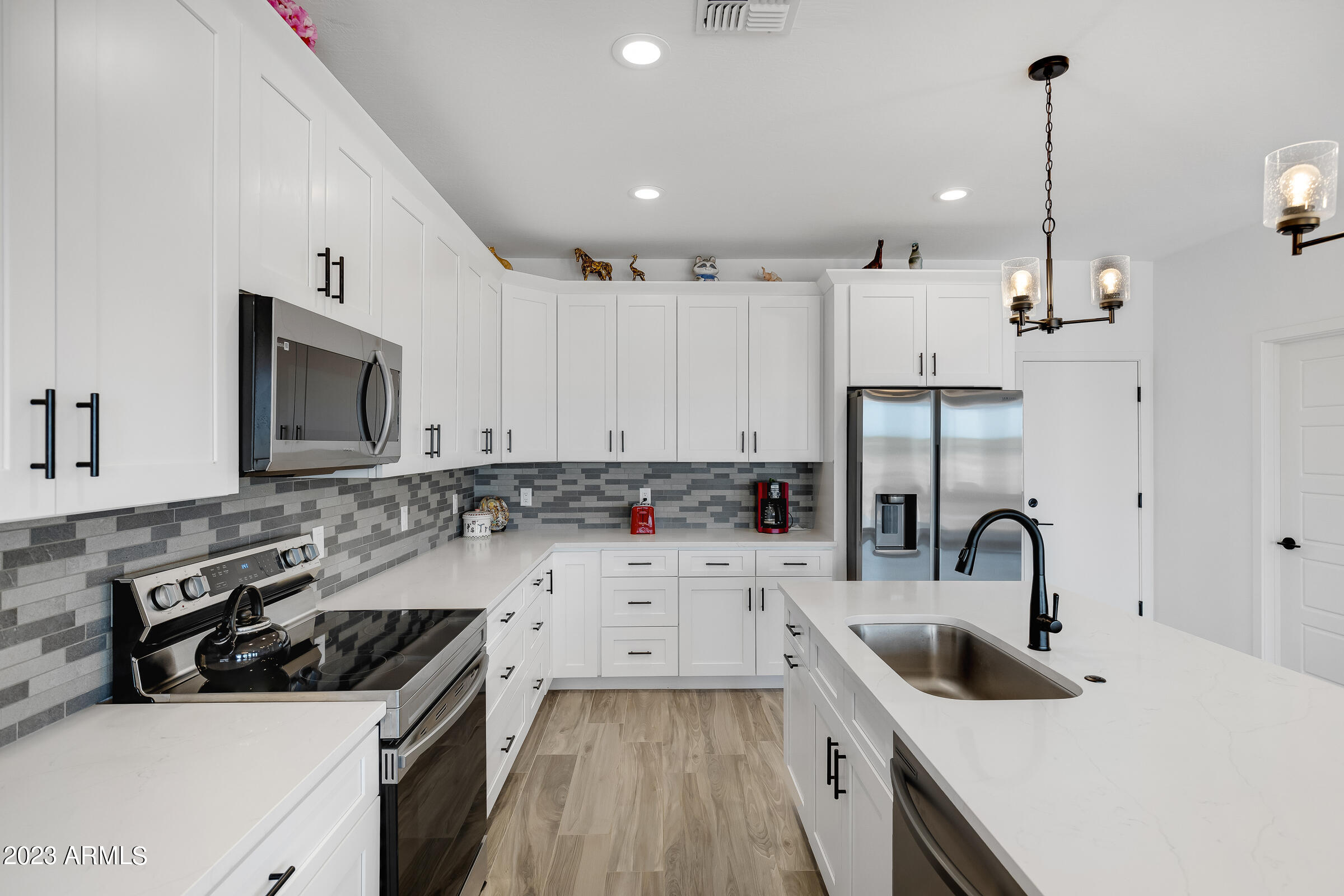 23036 West Skinner Road Wittmann, AZ 85361 - Photo 13 of 46 23036 W Skinner Rd-13