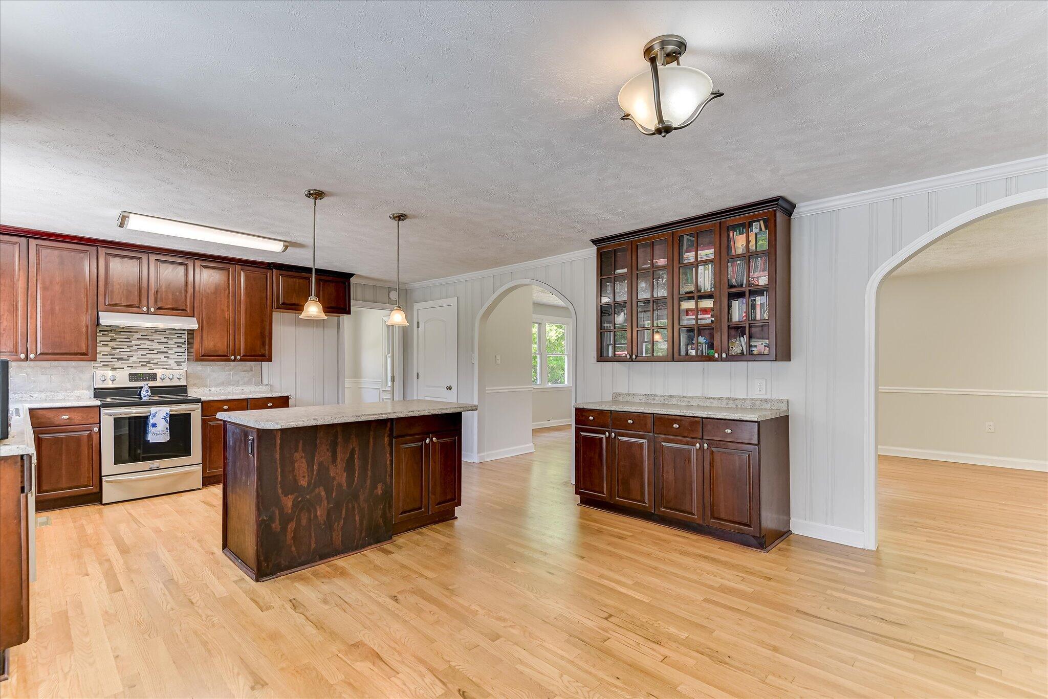 1896 Highway 23 Edgefield, SC 29824 - Photo 7 of 59