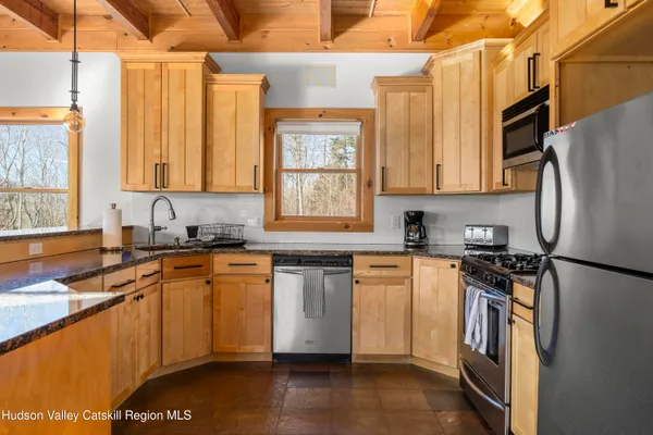 $899,000 | 68 Gaby Road, Hunter, NY 12442