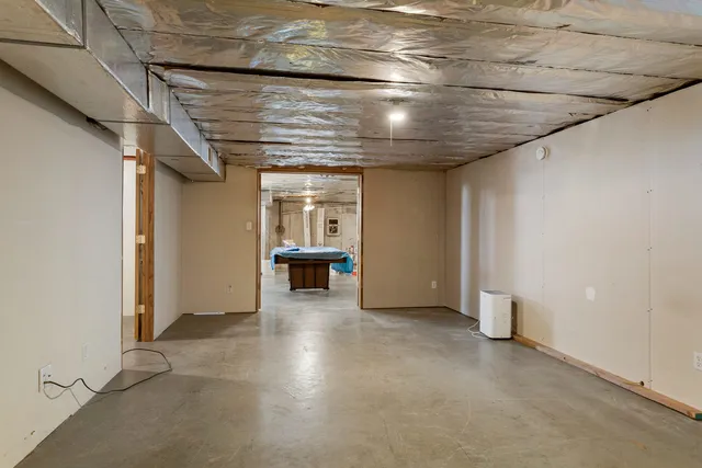 $224,900 | 586 Highway 45, Paxton, IL 60957