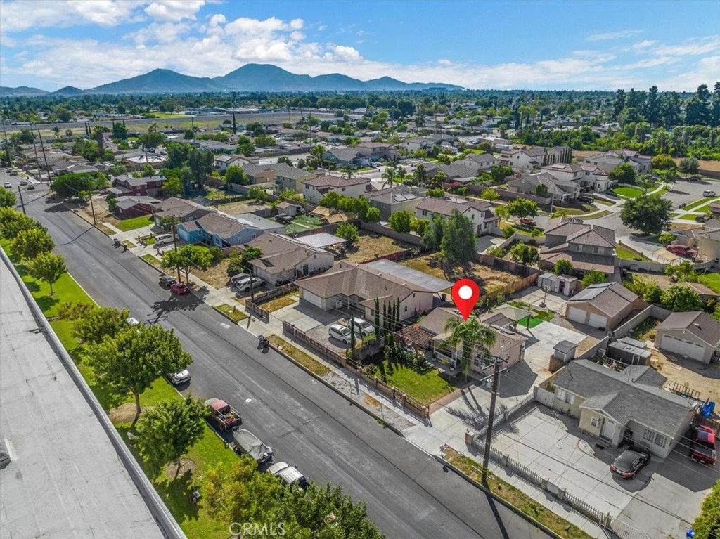 414 South Linden Avenue Rialto, CA 92376 - Photo 33 of 44