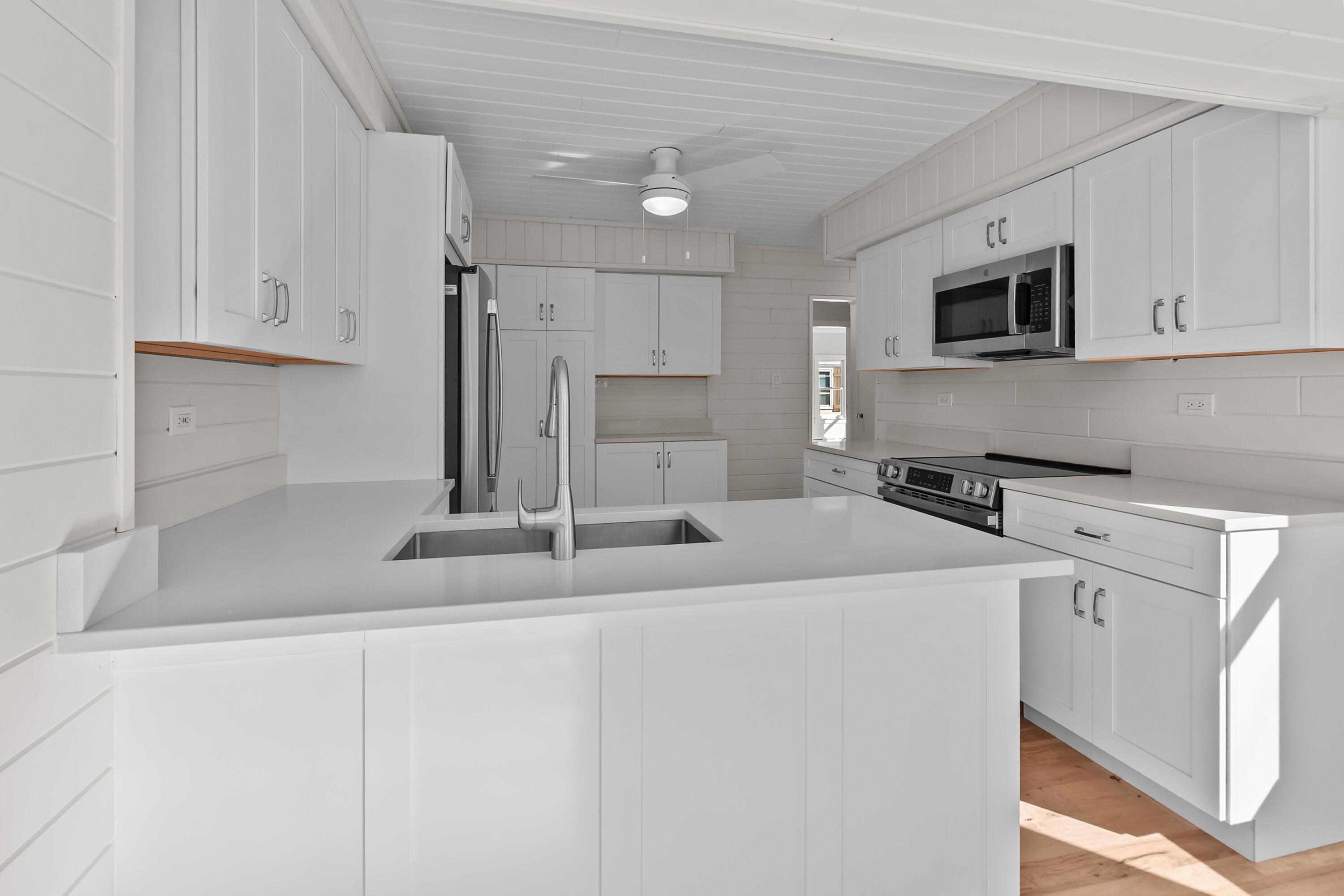 W3926 Springbrook Road Linn, WI 53147 - Photo 15 of 44 Kitchen