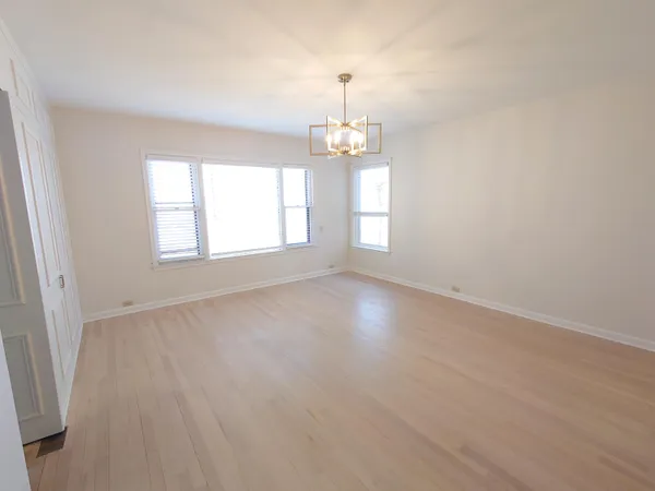 $4,300 | 3200 East Hampshire Street, Milwaukee, WI 53211