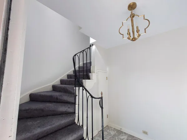 $4,300 | 3200 East Hampshire Street, Milwaukee, WI 53211