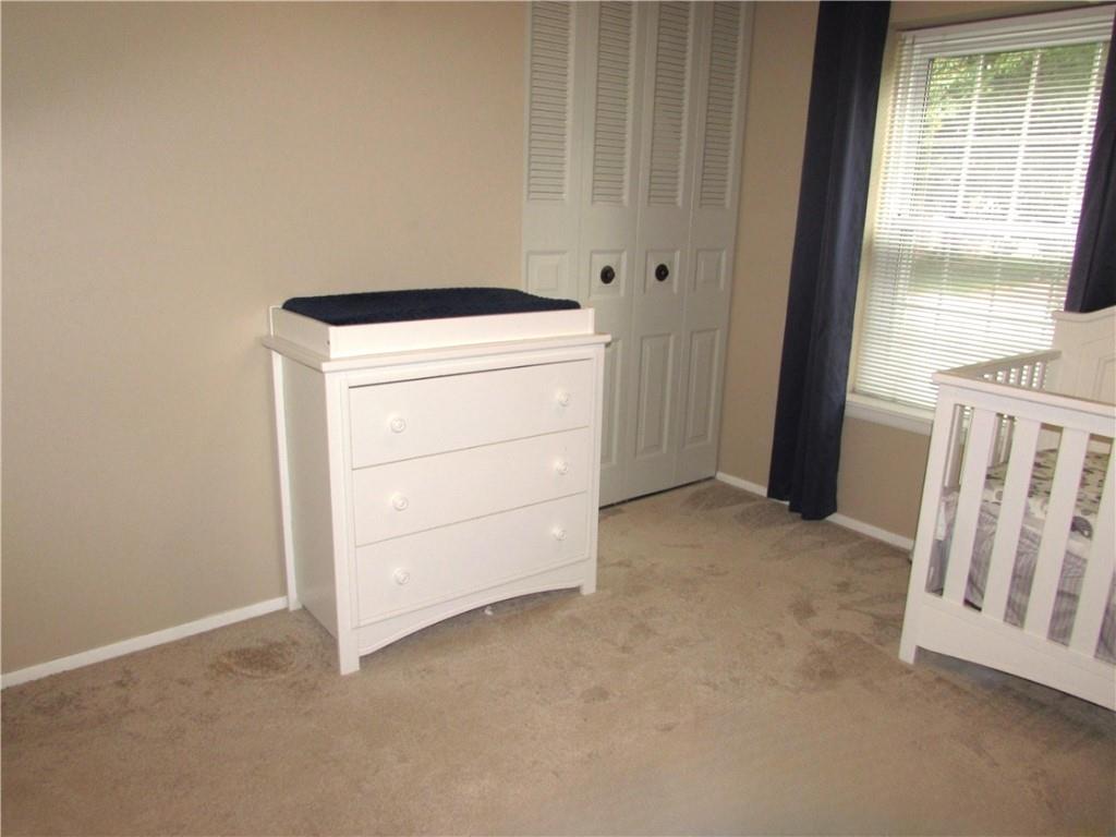 417 Rampart Boulevard New Kensington, PA 15068 - Photo 29 of 39 a utility room with dryer and washer