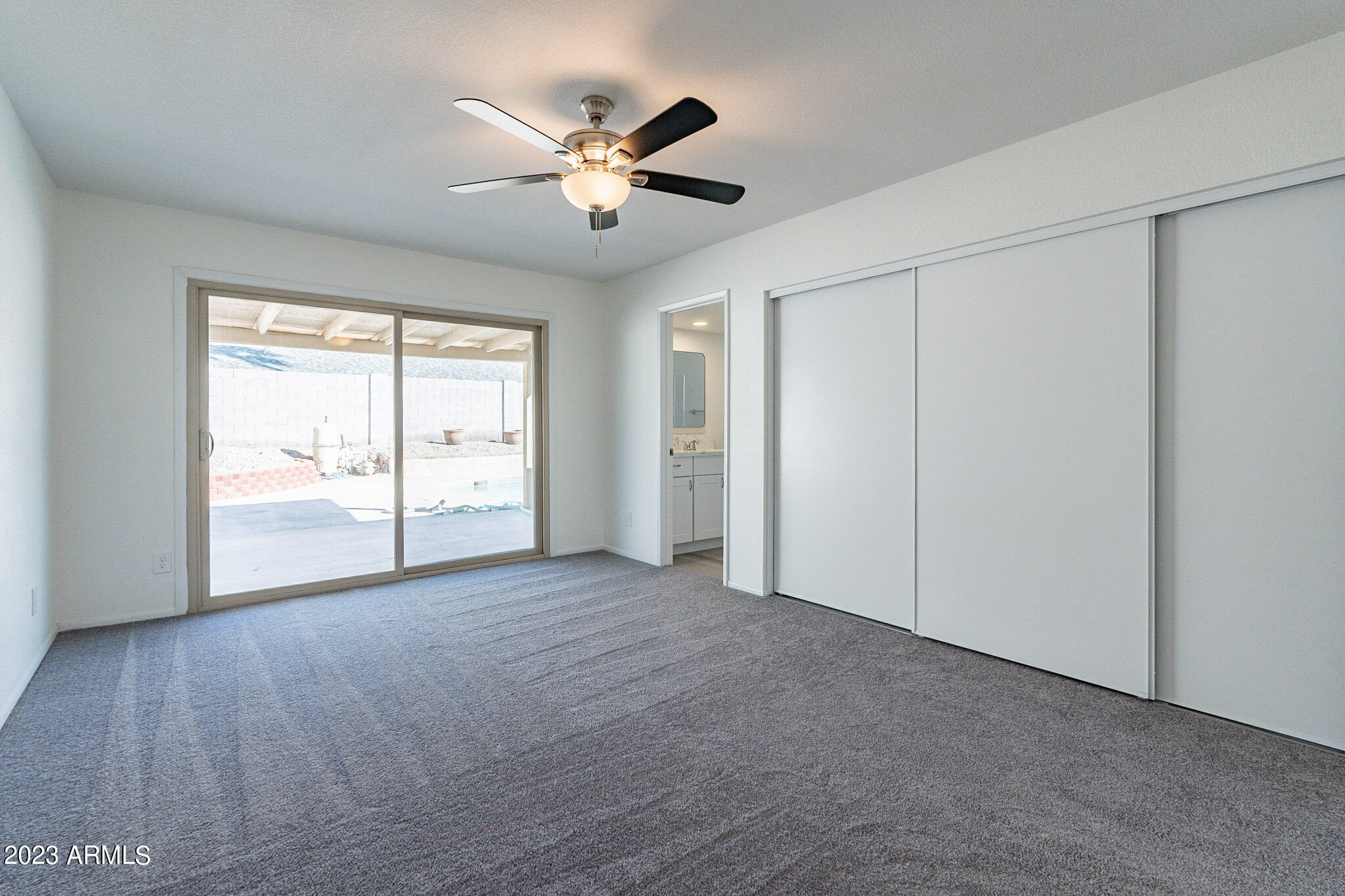 4146 West Hearn Road Phoenix, AZ 85053 - Photo 12 of 18 Hearn-19