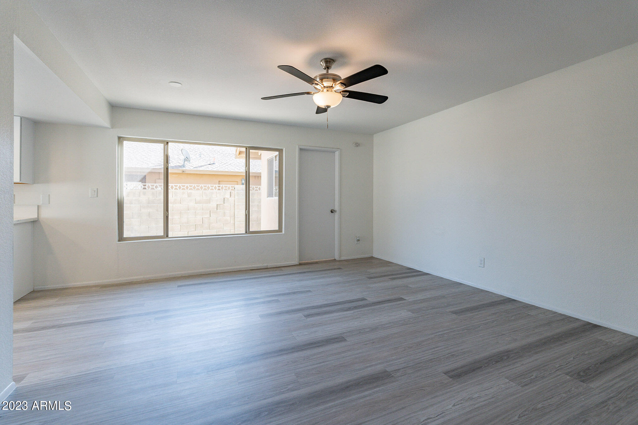4146 West Hearn Road Phoenix, AZ 85053 - Photo 16 of 18 Hearn-29