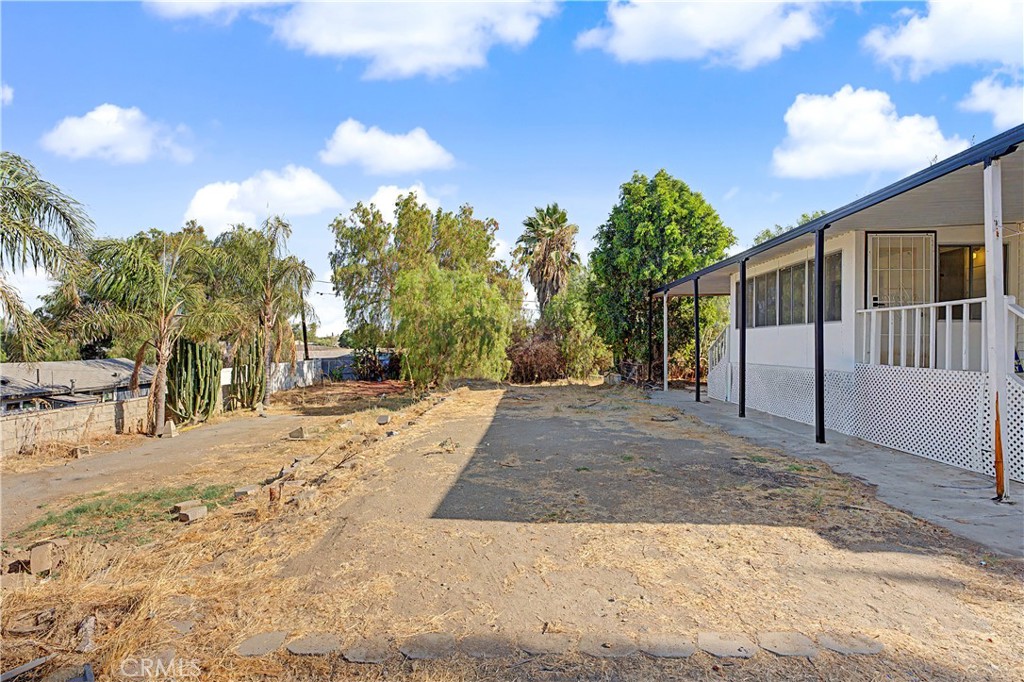 18580 Decker Road Perris, CA 92570 - Photo 27 of 30