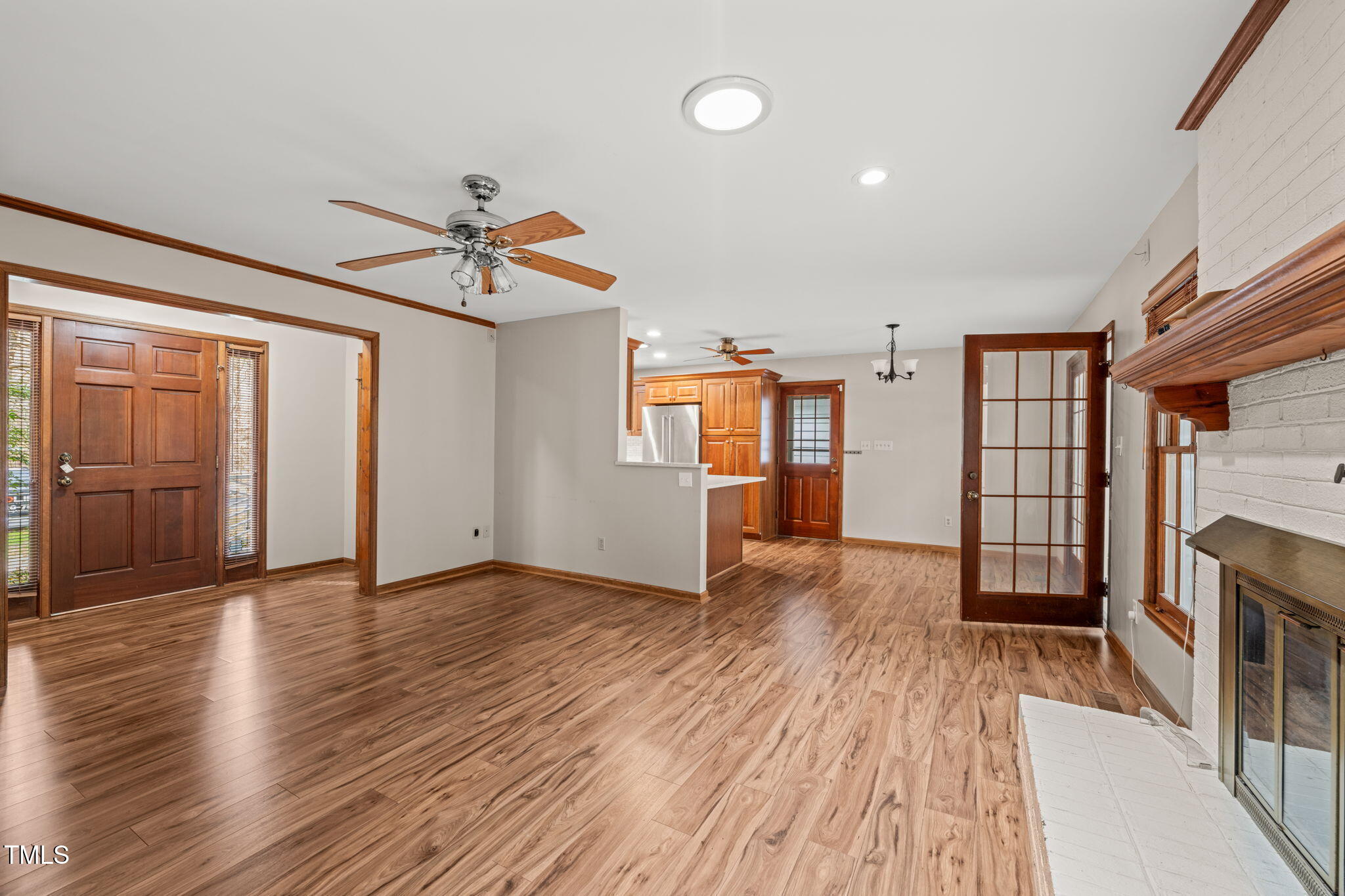 3816 Whispering Branch Road Raleigh, NC 27613 - Photo 12 of 46 Family room (3)