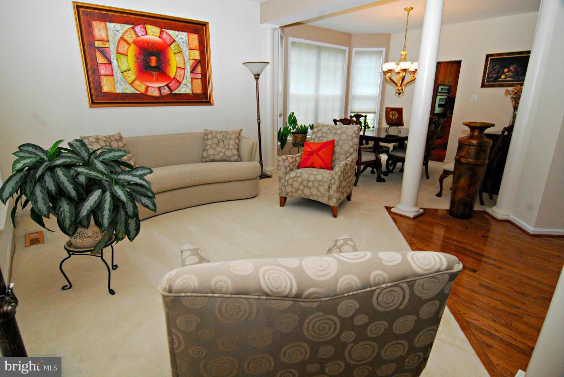 12405 Spring Ridge Court Laurel, MD 20708 - Photo 4 of 30 Living Room