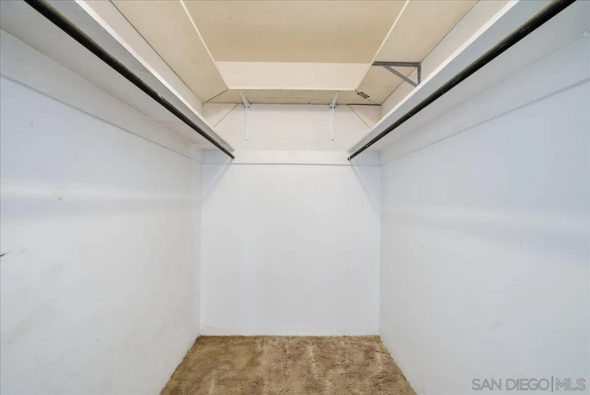 214 Summit Avenue Fallbrook, CA 92028 - Photo 35 of 43 a view of small space