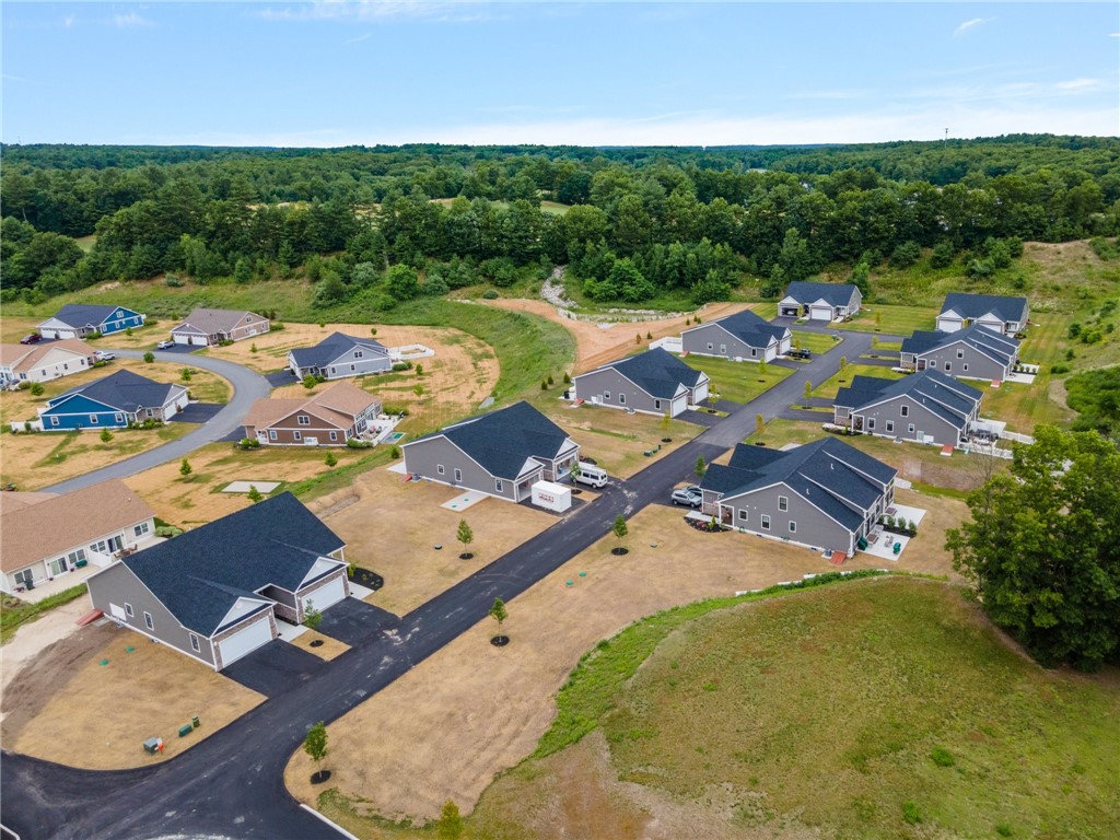 42 Overlook Lane Glocester, RI 02814 - Photo 11 of 37