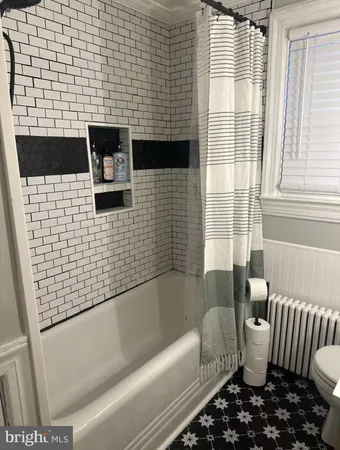 $1,700 | 417 Delaware Street, New Castle, DE 19720