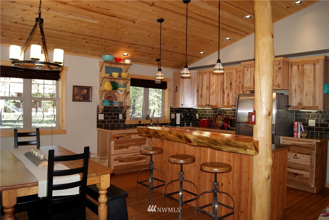 272 B Lost River Road Mazama, WA 98833 - Photo 6 of 25 Gallery Image 6
