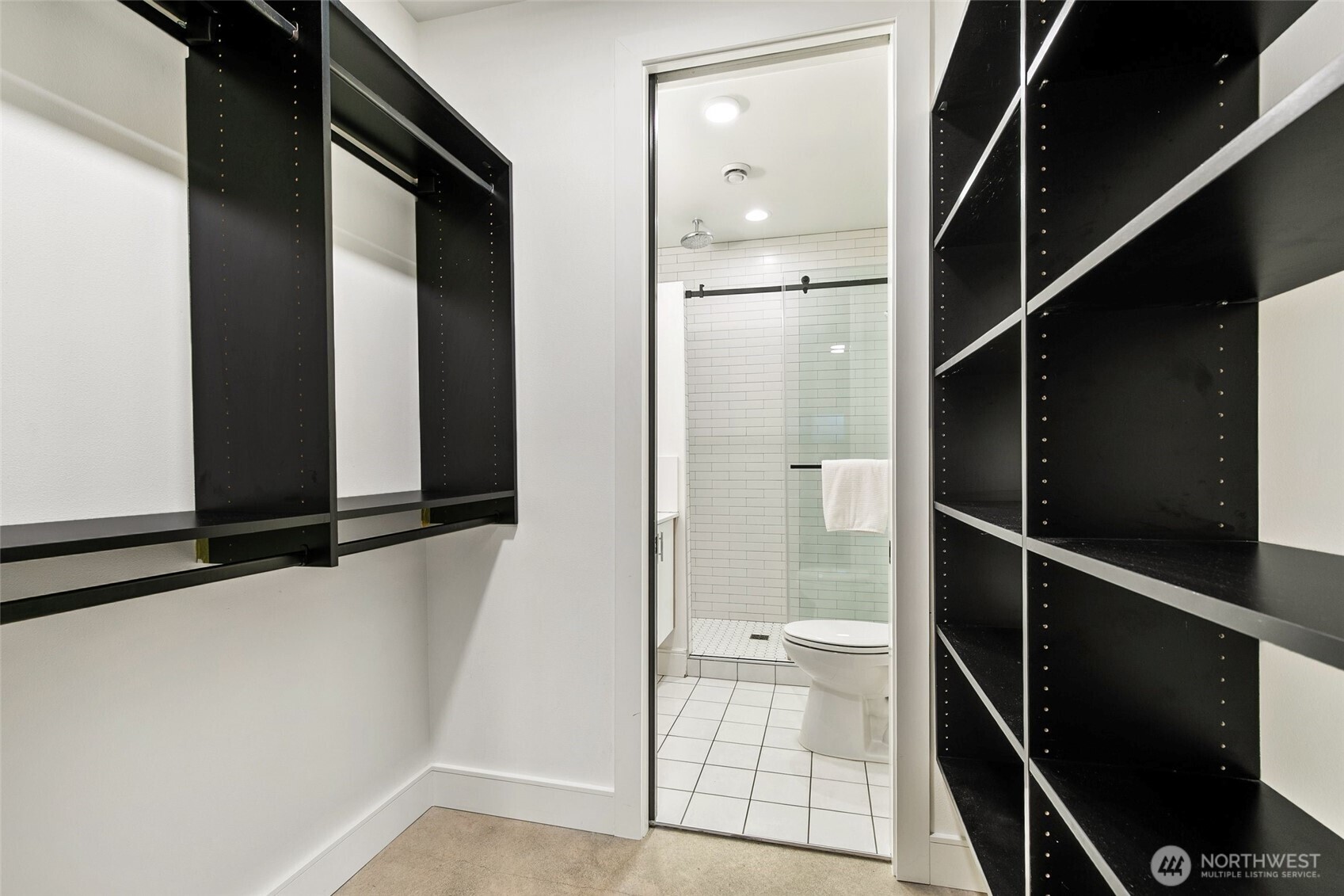 6515 Ellis Avenue South Seattle, WA 98108 - Photo 18 of 30